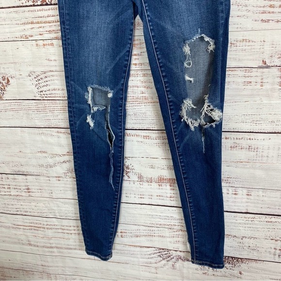 American eagle super stretch ripped size 2 reg distressed casual skinny jeggings - Picture 3 of 9